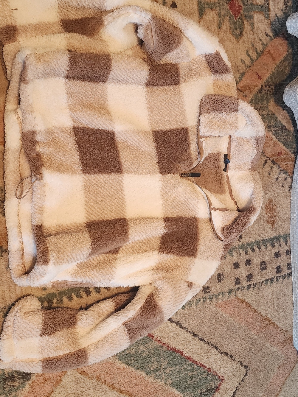 Cozy Checkered Sherpa Pullover - Cream & Brown
